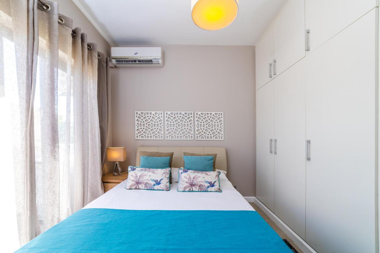 Beachcove No 6 Apartment *